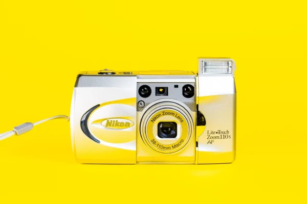 NIKON LITETOUCH ZOOM 110S