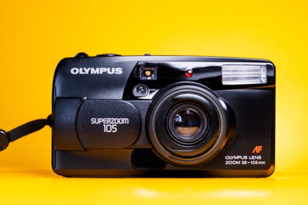 OLYMPUS SUPERZOOM 105