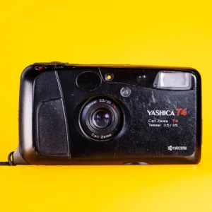 YASHICA T4